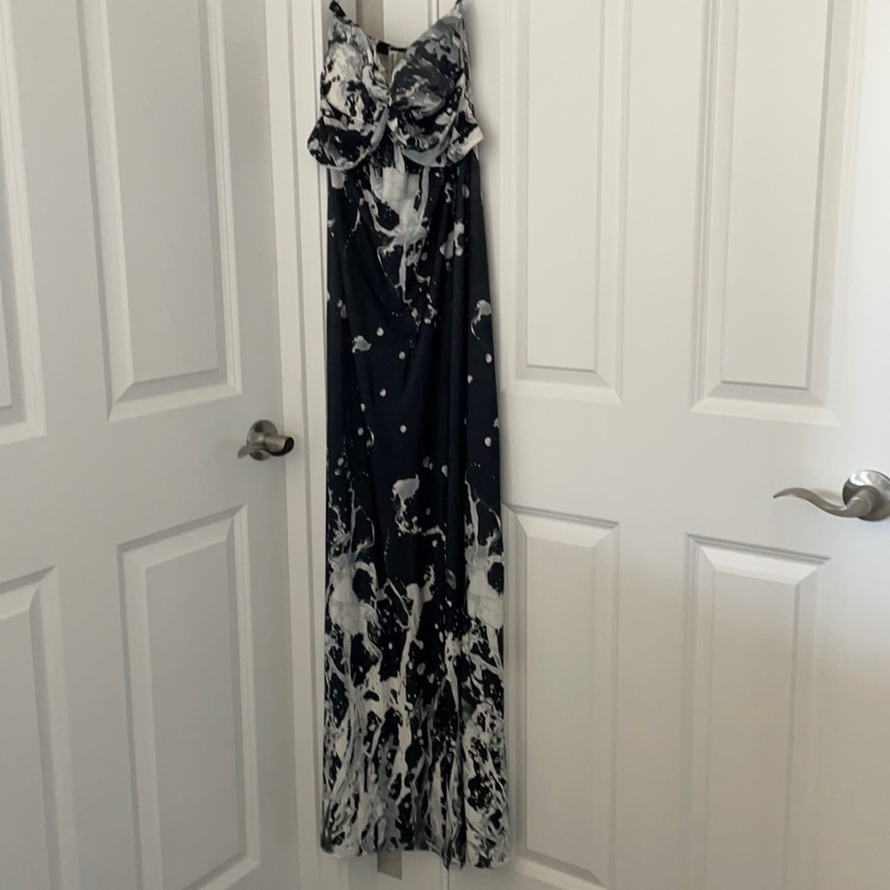 NWT: Black/gray strapless long dress. Small.